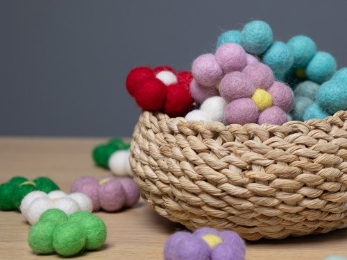 4cm Mini Felt Ball Flowers
