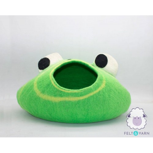 Felt Frog Twirl Cat House