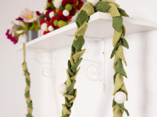 6ft Multi Green Felt Leaf Garland