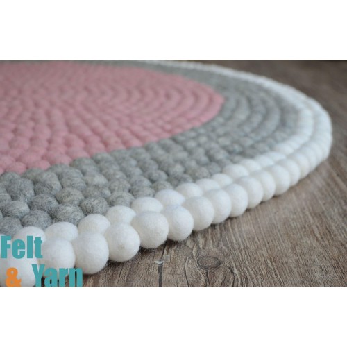 Three-layer Felt Ball Rug