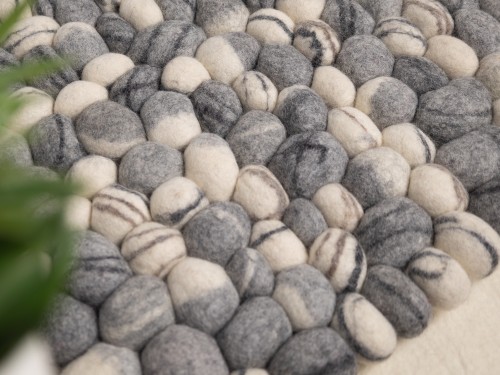 Black Striped Felt Pebble Rug