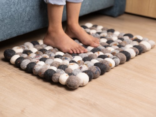 Dark Felt Pebble Rug