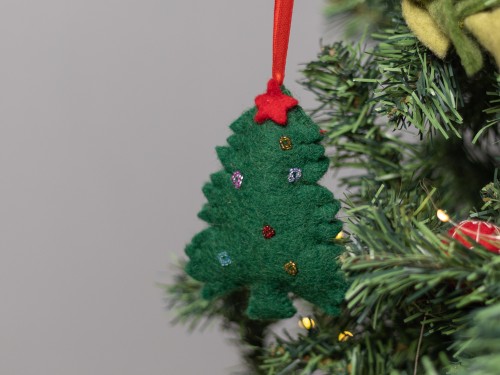 Felt Beaded Christmas Tree