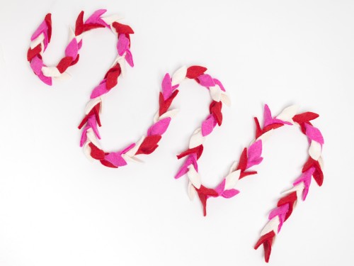 6ft Pink Valentine Leaf Garland