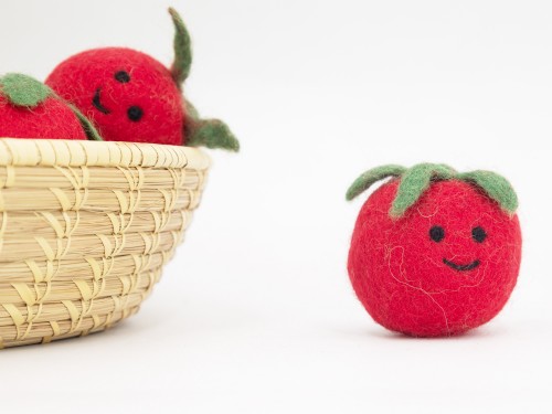 5cm Smiley Felt Tomato