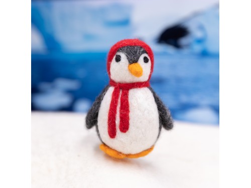 8-9cm Multicolor Scarfed Felt Penguins
