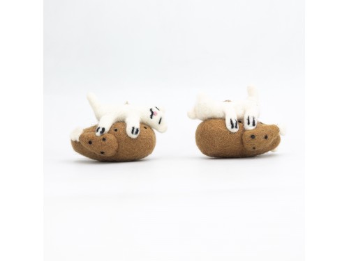 Handmade Felt Cat Hugging Turkey