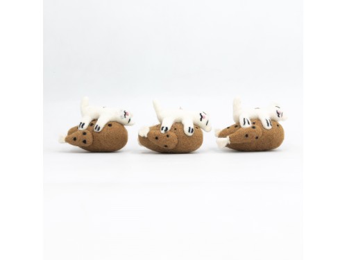 Handmade Felt Cat Hugging Turkey