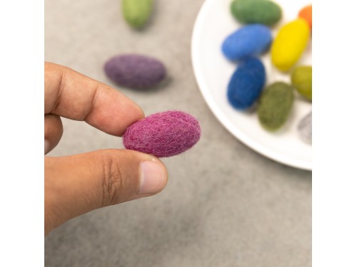 3.5cm Felt Oval Balls
