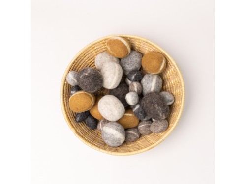 3-7cm Assorted Felt Stones