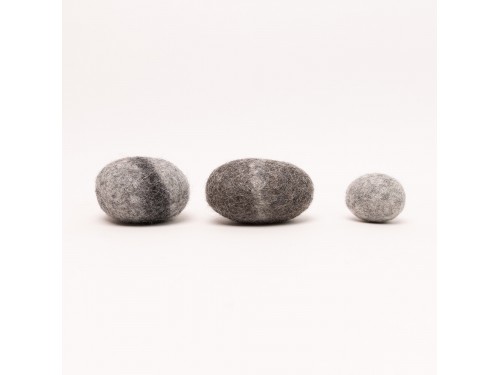 3-7cm Assorted Felt Stones
