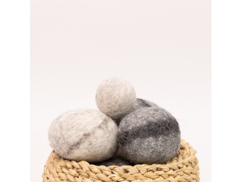3-7cm Assorted Felt Stones
