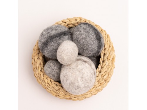 3-7cm Assorted Felt Stones