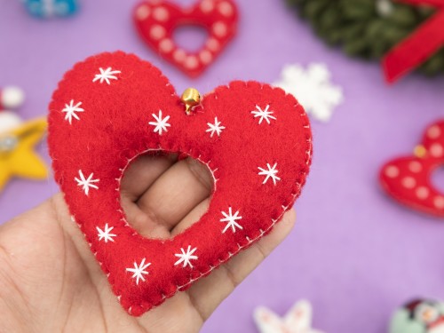 11cm Red Embroidered Felt Heart
