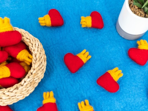 4x5cm Red Felted Heart