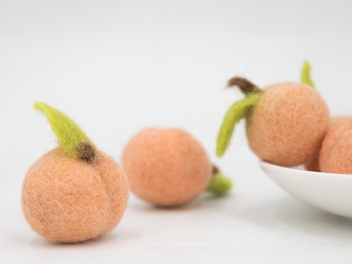 3cm and 5cm Wool Felt Peaches | Felt Fruit Set