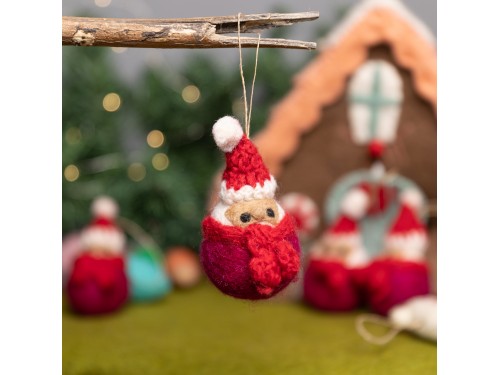 Wool Felt Winter Beaver - Felt and Yarn