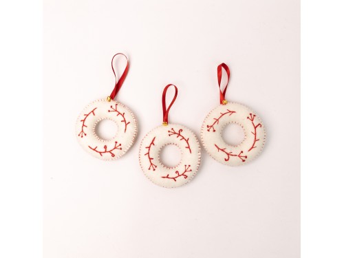 Mini White Felt Wreath with Red Leaf Design