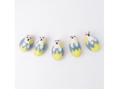Felt Easter Lamb in Egg Bed