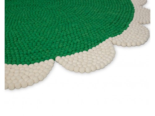 Flower Shaped Felt Ball Rug