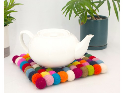 20x20cm Square Multicolor Felt Ball Trivet Collection