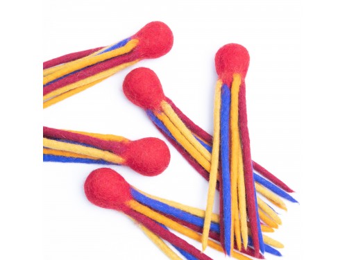 Felt Feather Rattle Toy – Wool Cat Toy | Handmade in Nepal