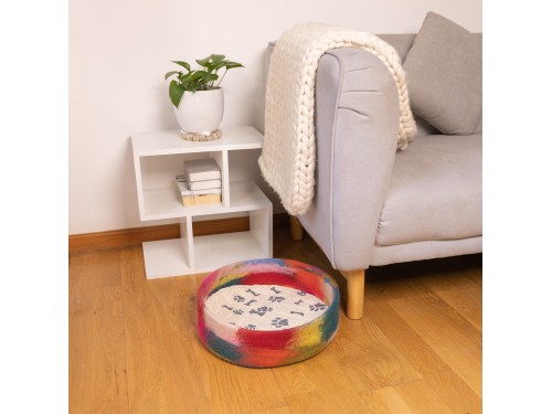Handmade Recycled Wool Felt Pet Bed - Felt and Yarn