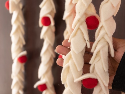 6ft Wool Felt Leaf Garland