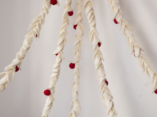 6ft Wool Felt Leaf Garland