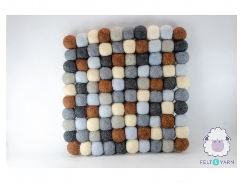 20x20cm Square Multicolor Felt Ball Trivet Collection