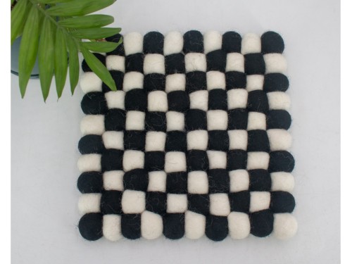 20x20cm Square Multicolor Felt Ball Trivet Collection