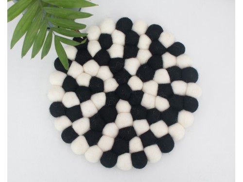 20cm Handmade Felt Ball Round Trivet Collection
