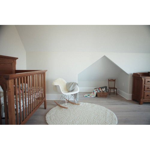 Pure White Round Felt Ball Rug