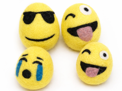 Felt Emoticon Easter Egg