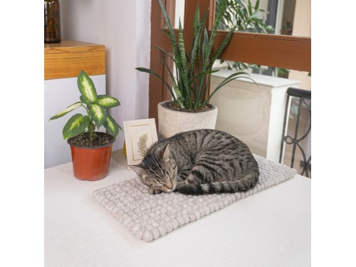 Marbled Tan Wool Felt Ball Cat Mat – Windowsill Cat Bed & Sofa Protector