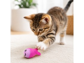 Cat Playing with Wholesale Wool Felt Fish Cat Toy