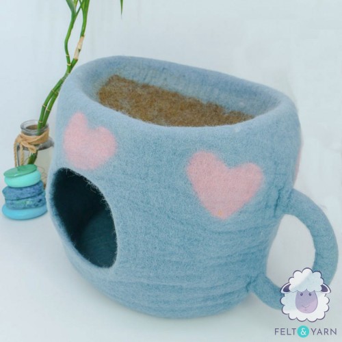 Felt Coffee Mug Cat Cave