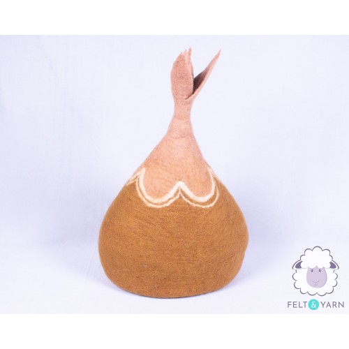 Turnip Design Wool Felt Cat House