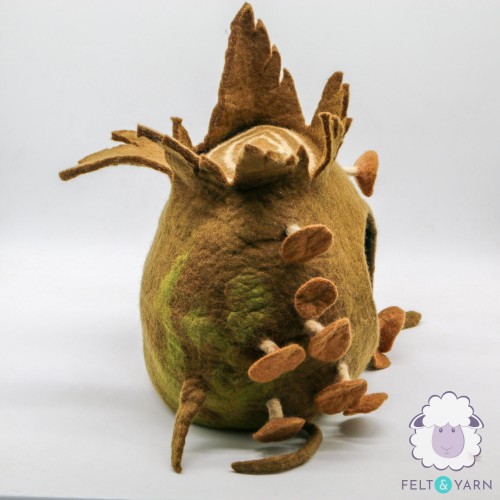 Mushroom Design Felt Cat House