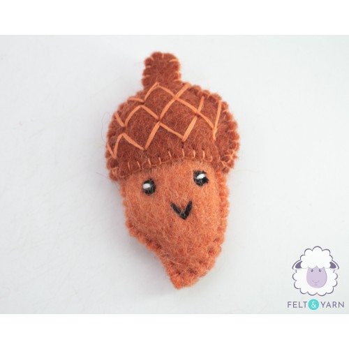 7cm Smiley Mini Felt Acorn