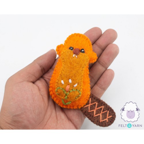 7cm Mini Felt Orange Beaver