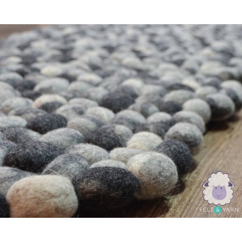 Zig Zag Felt Pebble Rug