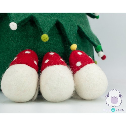Christmas Felt Gnomes with Red Polka Dot Hat