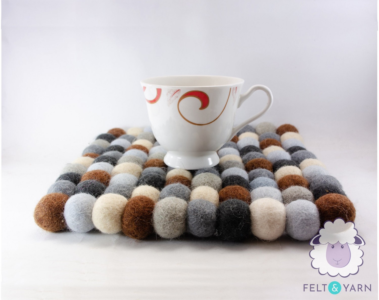 Best Felt Tea Accessories for your Guests - Felt & yarn