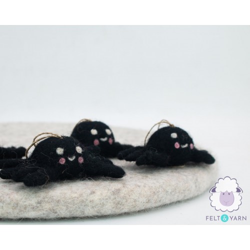 2cm Cheeky Felt Black Spider