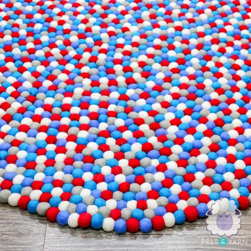 Four Color Felt Ball Rug