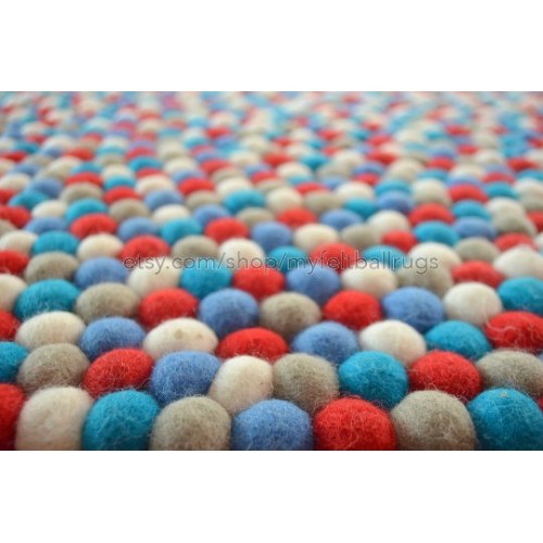Four Color Felt Ball Rug