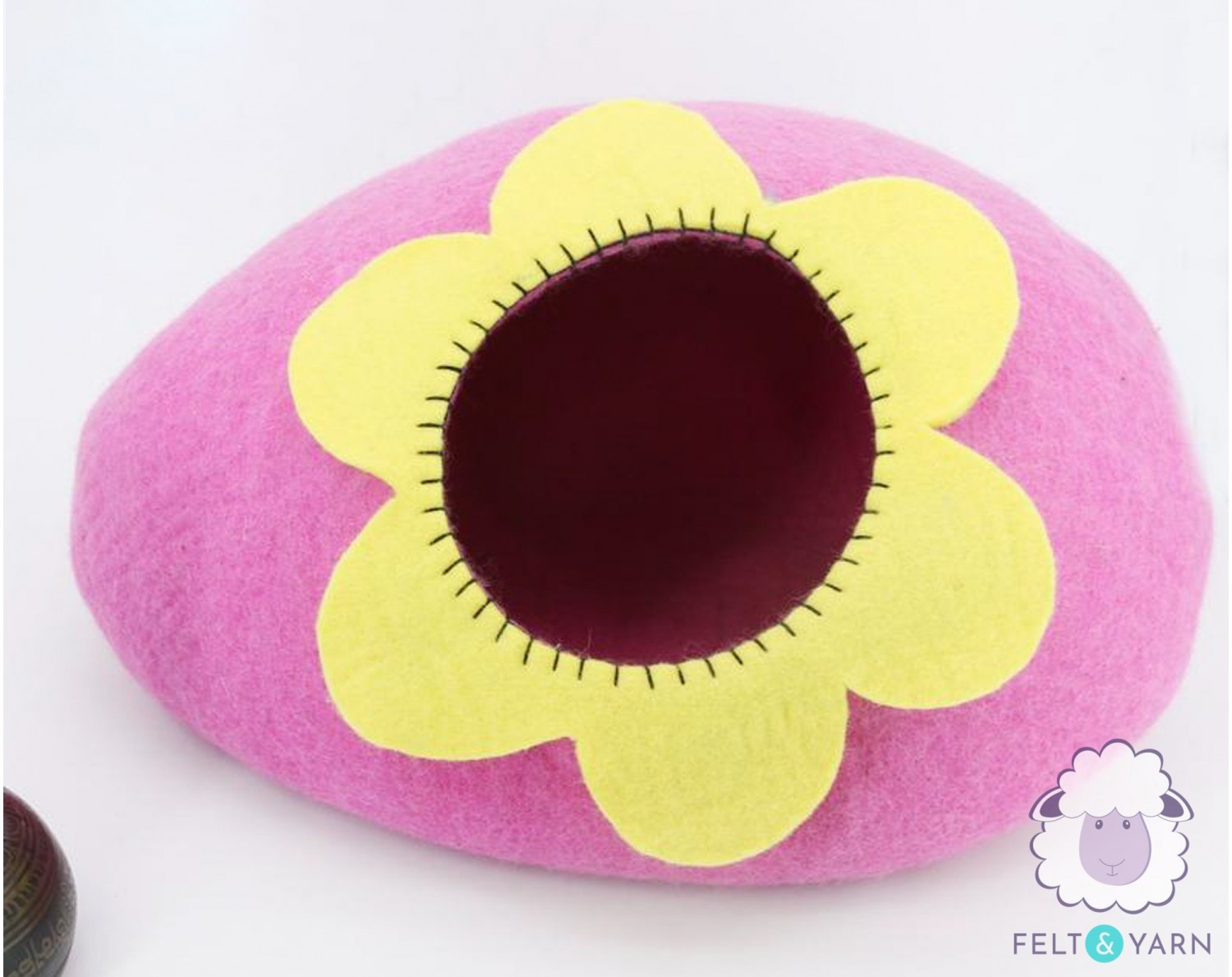 flower cat bed