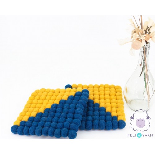 20cm Diagonal Split Yellow and Dark Blue Felt Ball Trivet