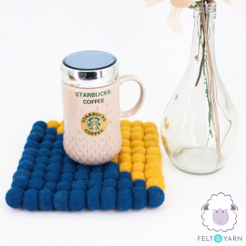 20cm Diagonal Split Yellow and Dark Blue Felt Ball Trivet